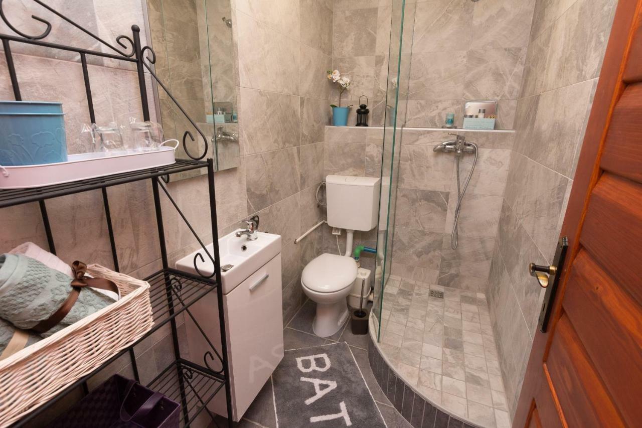 Apartments Rensi ซาดาร์ ภายนอก รูปภาพ